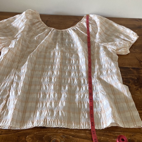 J. Crew V Back Puffed Sleeve in a textured Plaid. New, without tags. Cream, tan - Picture 10 of 15